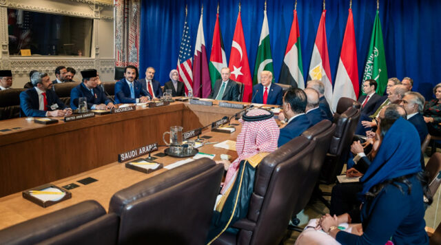 HH Sheikh Abdullah bin Zayed with POTUS and UAE delegation at UNGA80 in New York (Photo courtesy: UAE Ministry of Foreign Affairs).